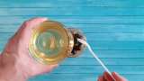 Agousier et prunelles macérés dans du miel - Préparation step 3