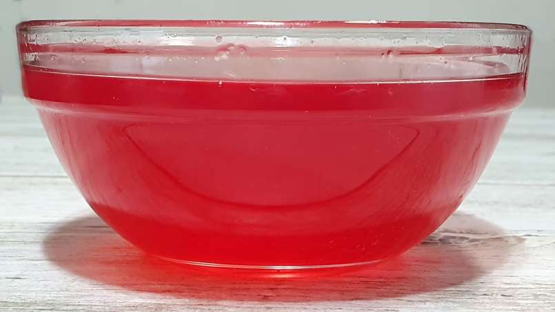 Sirop d'oignon au miel pour les maux de gorge et la toux, photo 4