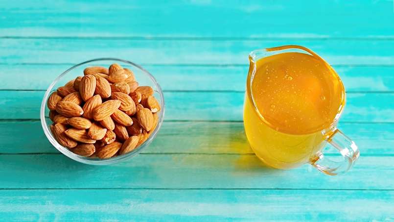 Macération d'amandes au miel, photo 3