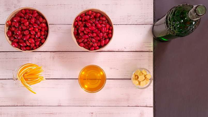 Teinture / Liqueur d'églantier au gingembre, zeste d'orange et miel, photo 3